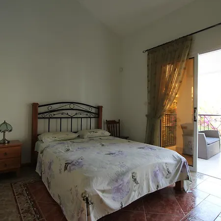 Danaos Townhouse Villa *