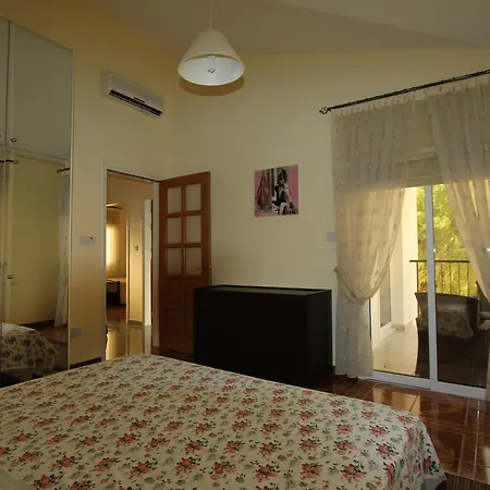Villa Danaos Townhouse *